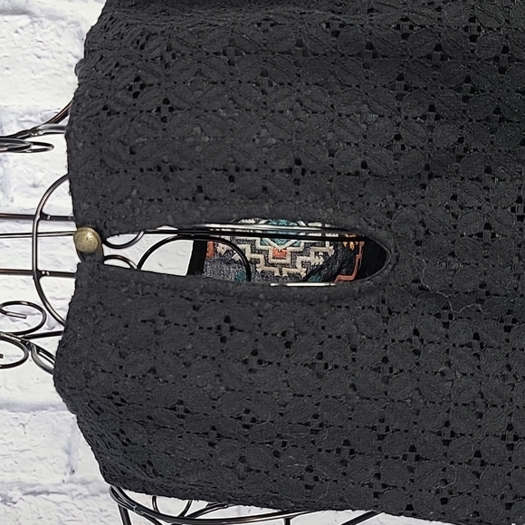 XHILARATION Southwestern Embroidery and Crochet Fringed ‎ Blouse Medium - Picture 6 of 8